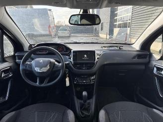 Peugeot 208 208 I (CA/CC/CK/CL), Hatchback, 2012 / 2019 1.2 Vti 12V PureTech 82 picture 11