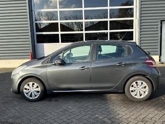Peugeot 208 208 I (CA/CC/CK/CL), Hatchback, 2012 / 2019 1.2 Vti 12V PureTech 82 picture 2