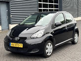 Coche accidentado Toyota Aygo 1.0 12V VVT-i Hatchback  Benzine 998cc 50kW (68pk) FWD 2009/3