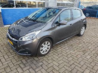Avarii autoturisme Peugeot 208 1.2 PureTech Blue Lion 2018/11