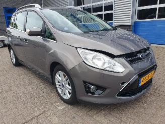 Auto incidentate Ford Grand C-Max 1.0 Titanium 7persoons 2013/11