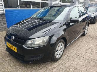 Vaurioauto  passenger cars Volkswagen Polo 1.4 16v Comfortline 2010/2