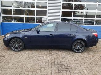 BMW 5-serie 525i Executive Automaat picture 2