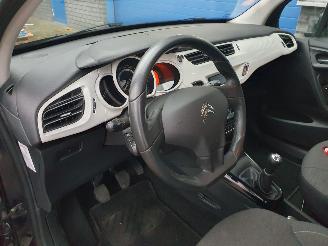 Citroën C3 1.2 PureTech Collection picture 13