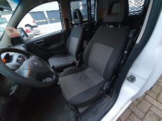 Opel Combo 1.4-16V Comfort Benzine picture 12