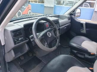 Volkswagen  Transporter 70x02A picture 17