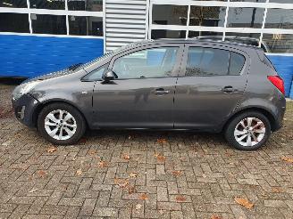 Opel Corsa 1.2-16V Design Edition picture 3