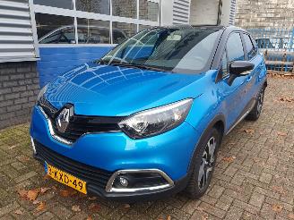 skadebil auto Renault Captur 0.9 TCe Expression 2013/8