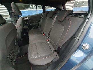 Ford Focus 1.0 EcoBoost Hybrid ST Line X Business picture 31