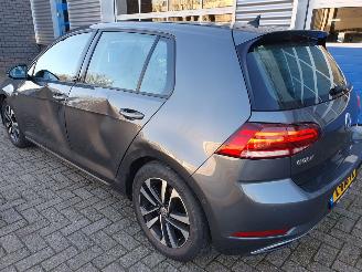Volkswagen Golf 1.5 TSI Comfortline Business picture 4