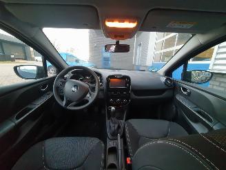 Renault Clio 0.9 TCe Expression picture 11