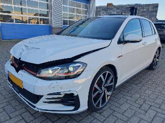 krockskadad bil auto Volkswagen Golf 2.0 TSI GTI Performance Business Automaat 2018/2