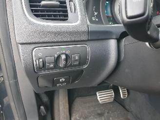 Volvo V-60 2.4 D6 AWD Plug-In Hybrid Summum picture 14