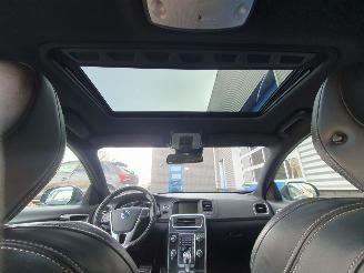 Volvo V-60 2.4 D6 AWD Plug-In Hybrid Summum picture 17