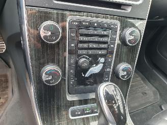 Volvo V-60 2.4 D6 AWD Plug-In Hybrid Summum picture 21