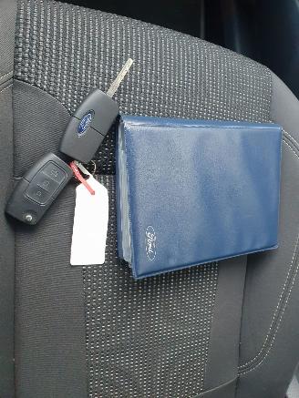 Ford Fiesta 1.0 EcoBoost Titanium picture 24