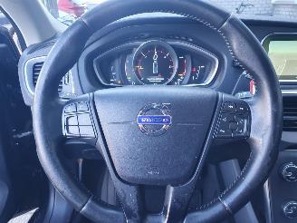 Volvo V-40 2.0 D2 Kinetic Automaat picture 17