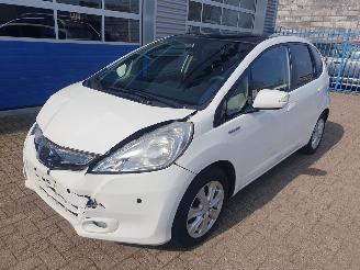skadebil auto Honda Jazz 1.4 HYBRID Elegance 2014/9