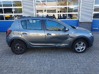 Dacia Sandero 0.9 TCe Bi-Fuel Stepway Ambiance picture 6