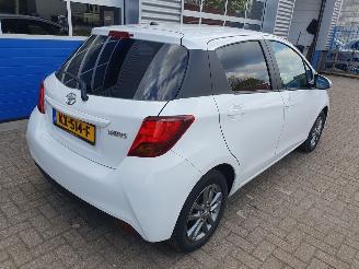 Toyota Yaris 1.0 VVT-i Style picture 5