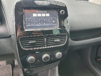 Renault Clio 0.9 TCe Limited picture 19