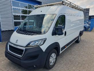 skadebil bedrijf Peugeot Boxer 2.0 2017/4