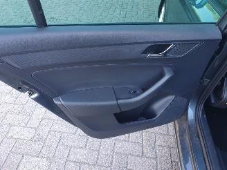 Skoda Rapid 1.2 TSI Greentech Elegance Businessline picture 20
