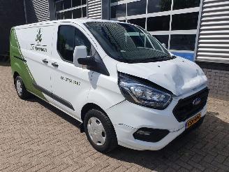 Ford Transit 300 2.0 TDCI L2 Ambiente picture 8