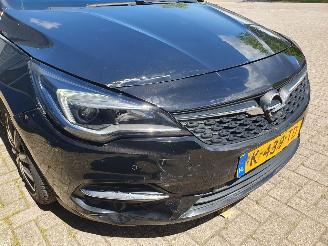 Opel Astra 1.2 Business Edition picture 10