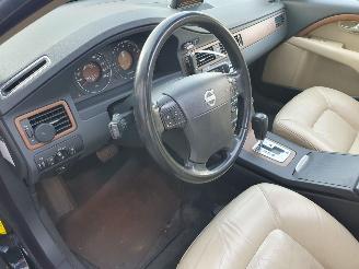 Volvo V-70 2.5T Summum Automaat picture 13