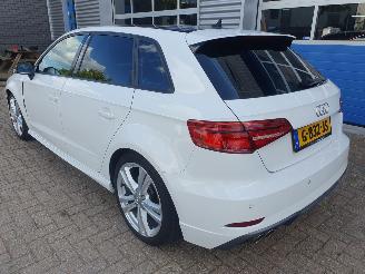 Audi A3 35 TFSI S edition Automaat Sportback picture 3