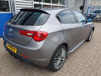 Alfa Romeo Giulietta 1.4 Turbo MultiAir Automaat picture 5