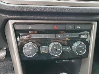 Volkswagen T-Roc 1.5 TSI Sport Automaat picture 24