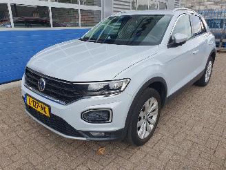 Schadeauto Volkswagen T-Roc 1.5 TSI Sport Automaat 2020/8