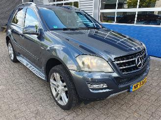 Mercedes ML 350 CDI Limited Edition Prestige Schadevrij picture 8