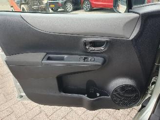 Toyota Yaris 1.3 VVT-i Aspiration picture 15