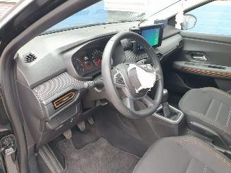 Dacia Sandero Stepway 1.0 TCe 90 Comfort picture 13