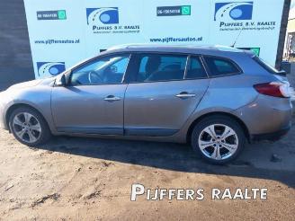 demontáž osobní automobily Renault Mégane Megane III Grandtour (KZ), Combi 5-drs, 2008 / 2016 1.4 16V TCe 130 2010/1