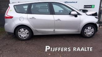 Salvage car Renault Grand-scenic Grand Scenic III (JZ), MPV, 2009 / 2016 1.6 16V 2012/3