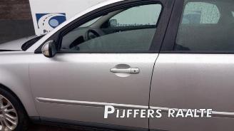 Volvo S-40 S40 (MS), Sedan, 2004 / 2012 1.8 16V picture 12
