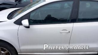 Volkswagen Polo Polo V (6R), Hatchback, 2009 / 2017 1.2 12V BlueMotion Technology picture 2