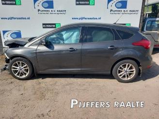 Salvage car Ford Focus Focus 3, Hatchback, 2010 / 2020 1.0 Ti-VCT EcoBoost 12V 100 2016/6