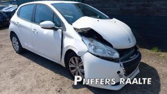 Peugeot 208 208 I (CA/CC/CK/CL), Hatchback, 2012 / 2019 1.2 Vti 12V PureTech 82 picture 2
