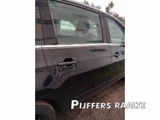 Peugeot 5008 5008 I (0A/0E), MPV, 2009 / 2017 1.6 VTI 16V picture 12