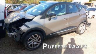 demontáž osobní automobily Renault Captur Captur (2R), SUV, 2013 0.9 Energy TCE 12V 2015/10