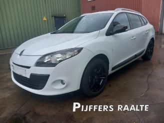 Auto da rottamare Renault Mégane Megane III Grandtour (KZ), Combi 5-drs, 2008 / 2016 1.4 16V TCe 130 2011/4