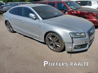 Auto da rottamare Audi A5 A5 (8T3), Coupe, 2007 / 2017 2.0 TDI 16V 2009/10