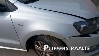 Volkswagen Polo Polo V (6R), Hatchback, 2009 / 2017 1.6 TDI 16V 90 picture 13