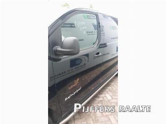 Peugeot Expert Expert (V1/VA/VB/VE/VF/VT/VY), Van, 2016 2.0 Blue HDi 120 16V picture 12