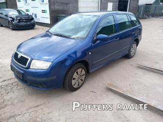 demontáž osobní automobily Skoda Fabia Fabia (6Y5), Combi 5-drs, 2000 / 2007 1.4i 16V 2006/4